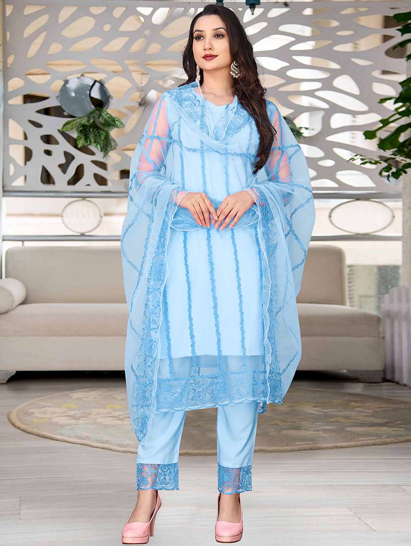 women embroidered long sleeve kurta pant with dupatta set - 21954197 - Zoom Image - 0
