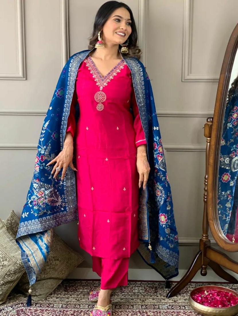 women three quarter sleeve kurta pant with dupatta set - 21954203 -  Zoom Image - 0