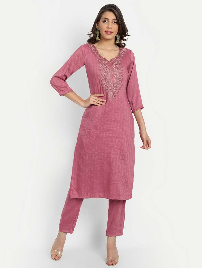 women three quarter sleeve kurta pant set