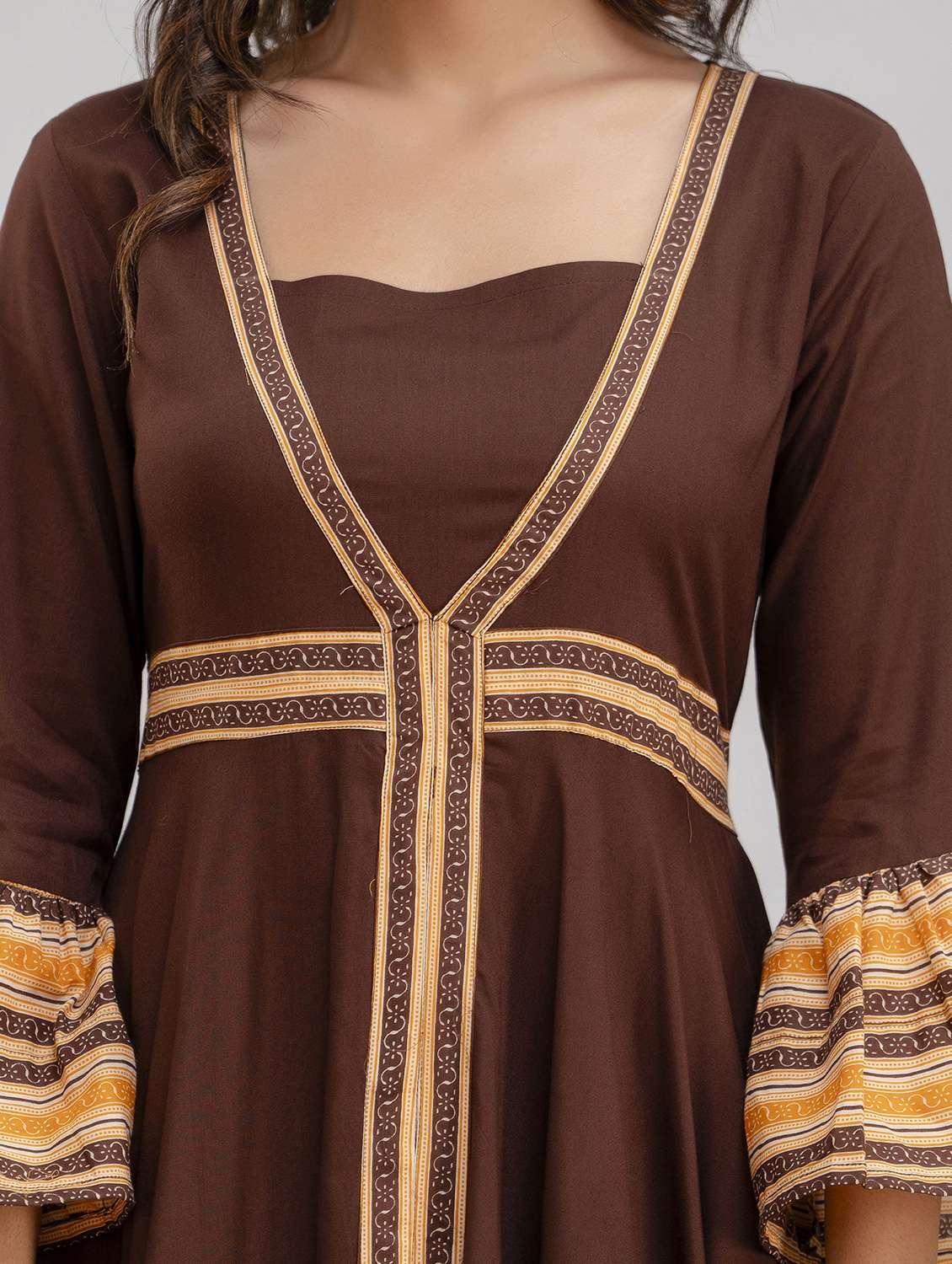 women three quarter sleeve flared ethnic dress - 21954466 - Standard Image - 5