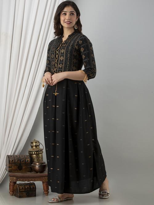 women three quarter sleeve kurta with jacket ethnic dress - 21954470 - Standard Image - 0