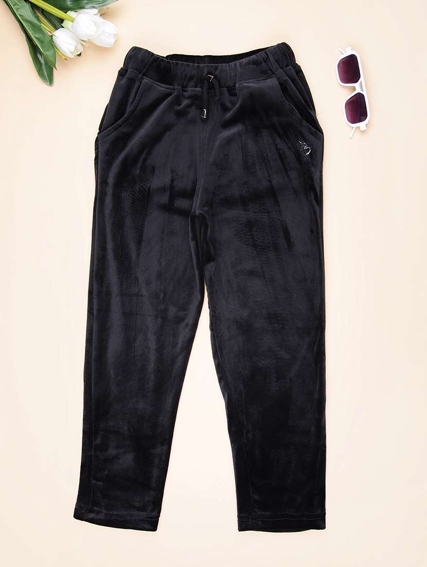 girls solid mid rise winterwear trouser