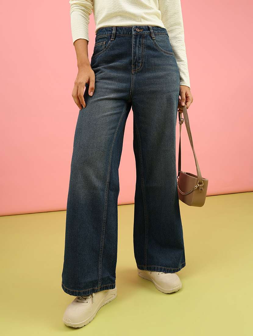 women solid mid rise wide leg jean