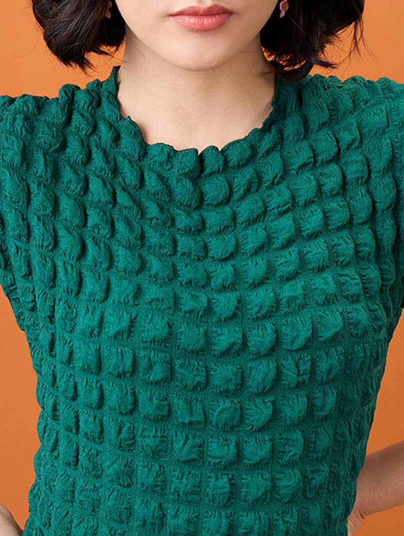 globus women green round neck extended sleeves hyper textured mini bodycon dress - 21955867 -  Standard Image - 3