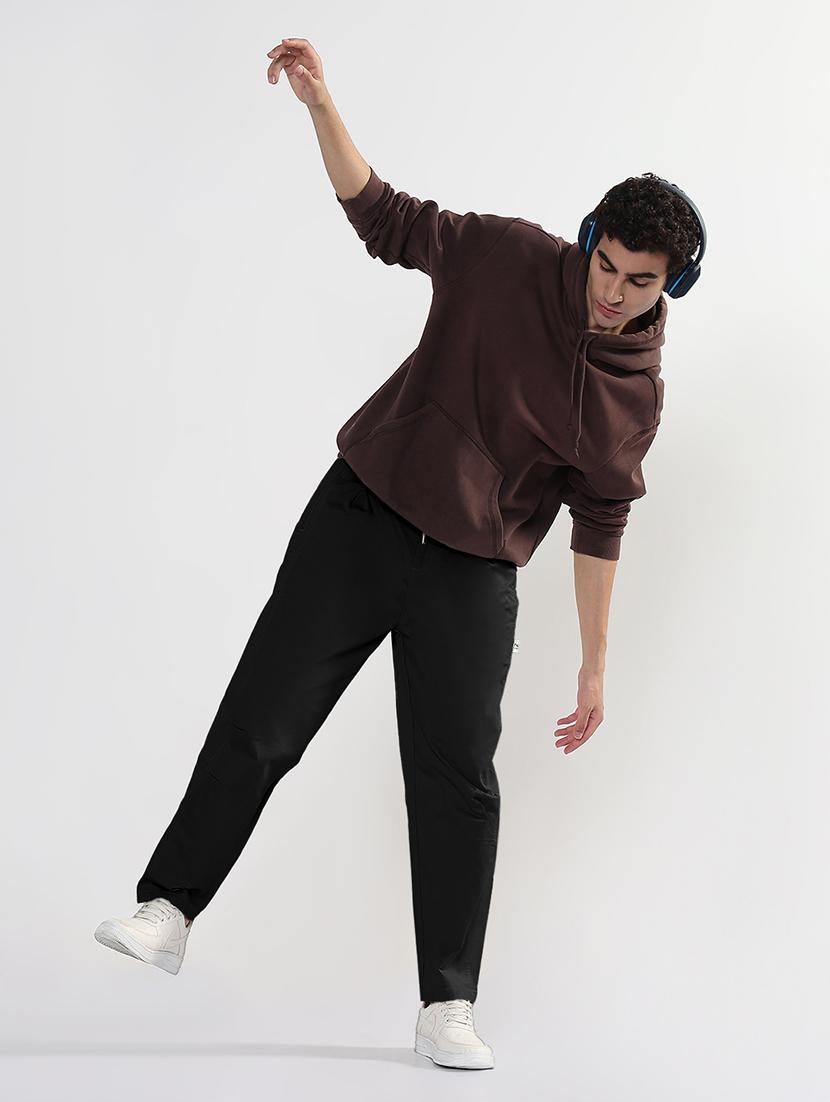 men solid relaxed fit casual trouser - 21955934 - Standard Image - 5