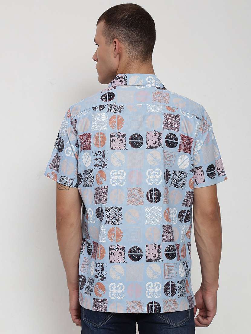 men printed cuban collared short sleeve shirt - 21955970 -  Standard Image - 3