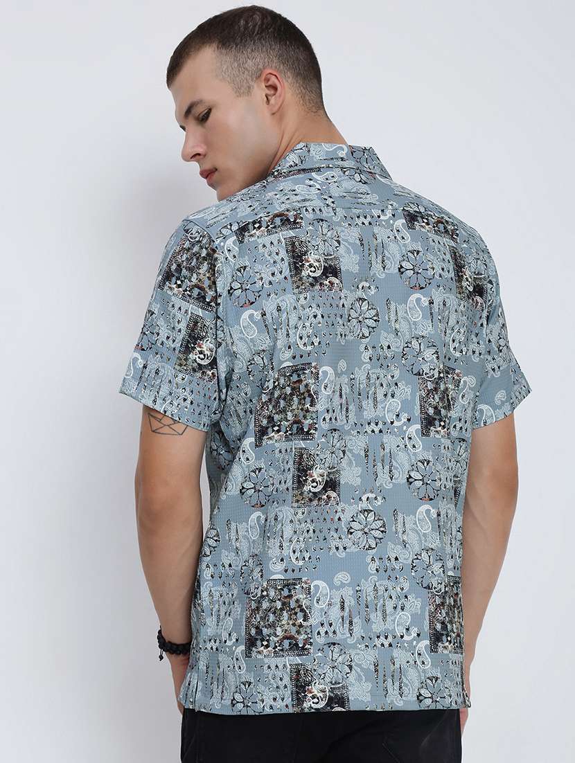 men printed cuban collared short sleeve shirt - 21955975 - Standard Image - 3