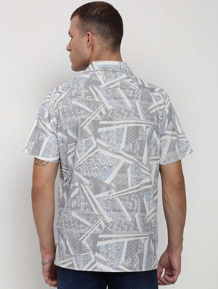 men printed cuban collared short sleeve shirt - 21955977 -  Standard Image - 3