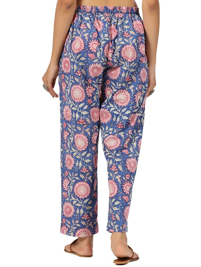 women blue floral printed mid rise tapered pant - 21956029 - Standard Image - 3