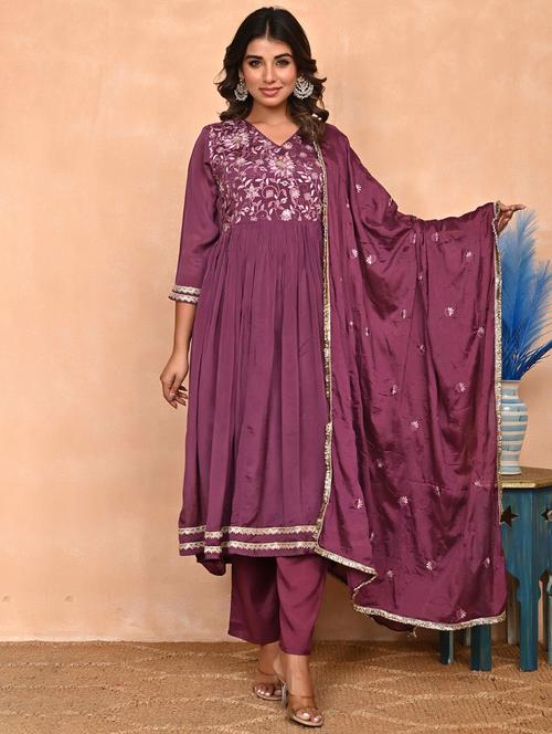 women three quarter sleeve kurta pant with dupatta set - 21956085 -  Standard Image - 0