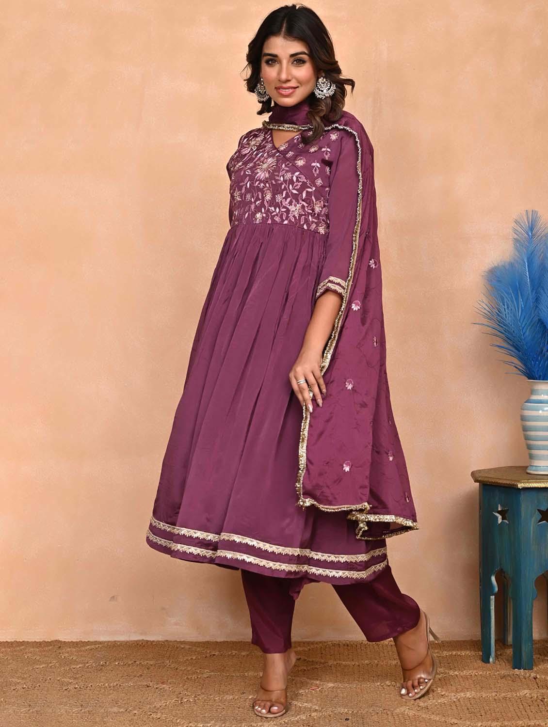 women three quarter sleeve kurta pant with dupatta set - 21956085 - Standard Image - 3