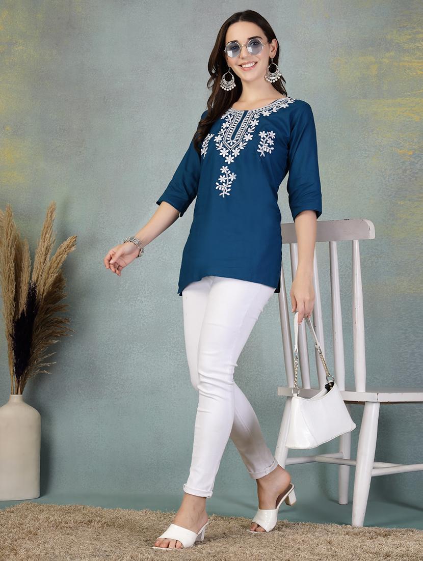 women embroidered three quarter sleeve straight kurti - 21956127 - Standard Image - 5