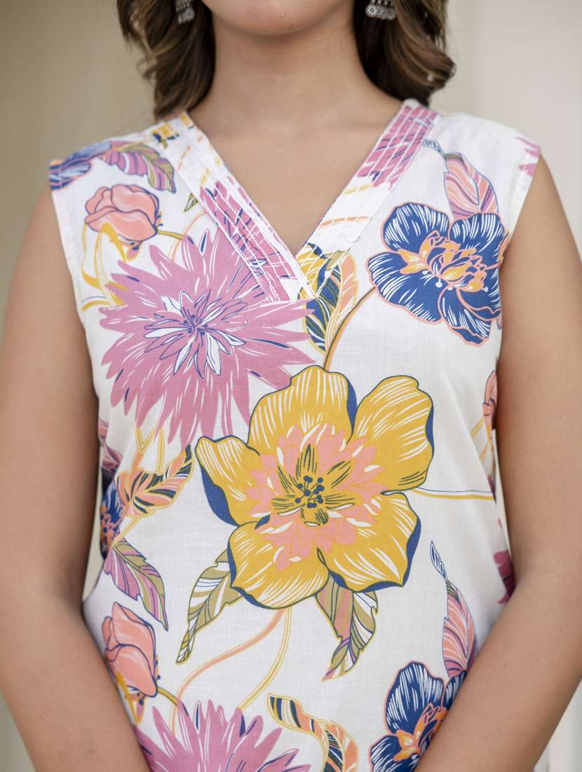 women floral printed sleeveless kurta pant set - 21956146 -  Standard Image - 5