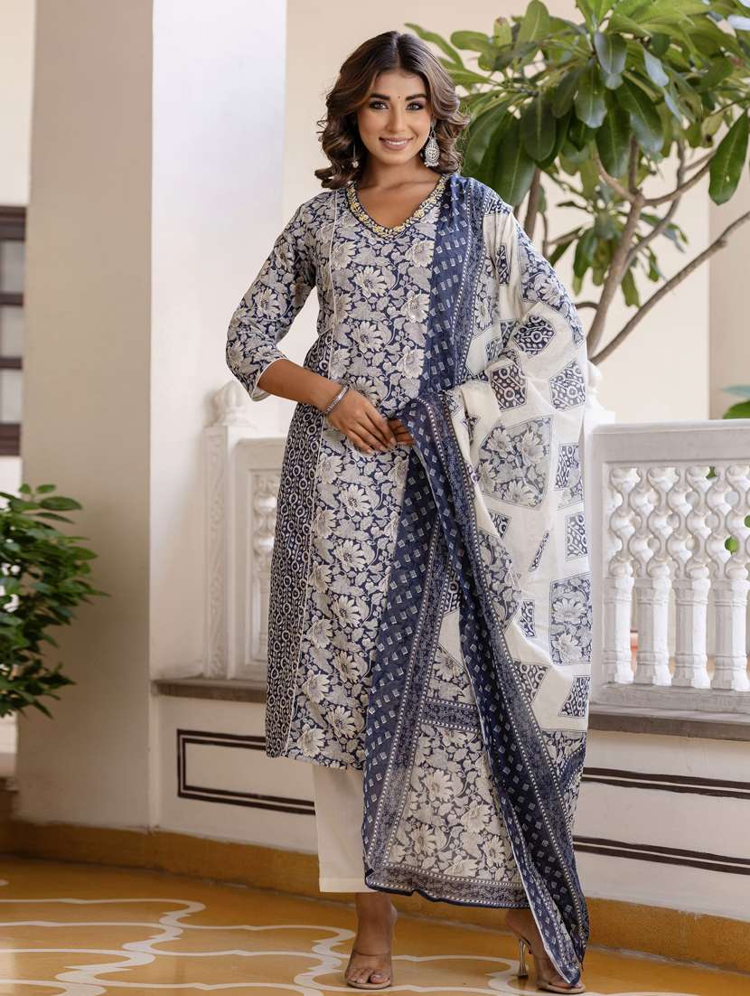 women three quarter sleeve kurta pant with dupatta set