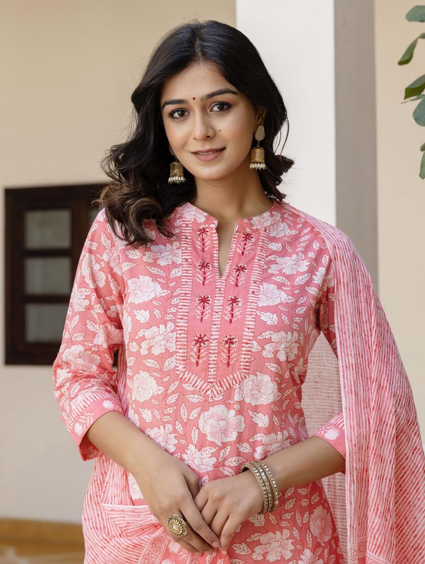 women three quarter sleeve kurta pant with dupatta set - 21956155 - Standard Image - 5