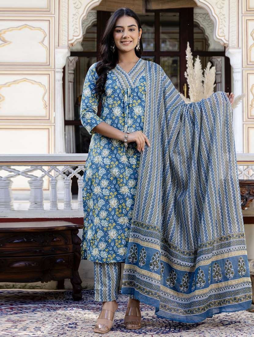 women three quarter sleeve kurta pant with dupatta set