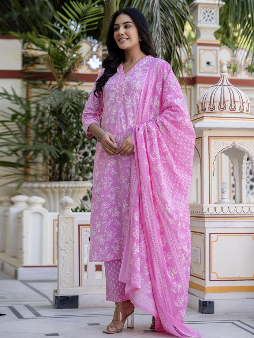 women three quarter sleeve kurta pant with dupatta set - 21956166 - Standard Image - 3