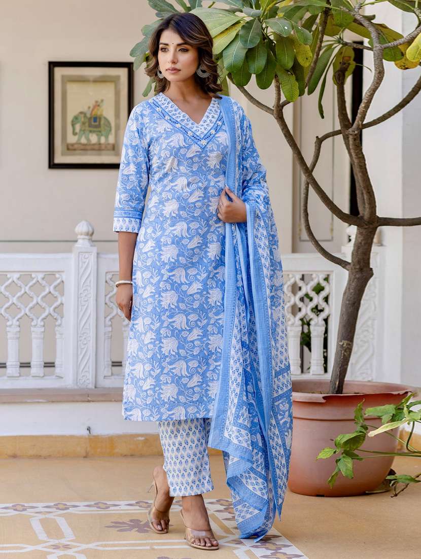 women three quarter sleeve kurta pant with dupatta set - 21956170 -  Standard Image - 3