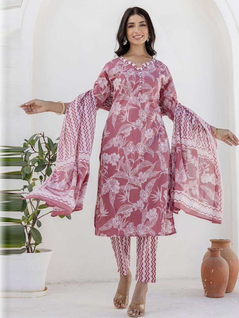 women three quarter sleeve kurta pant with dupatta set - 21956183 - Standard Image - 3