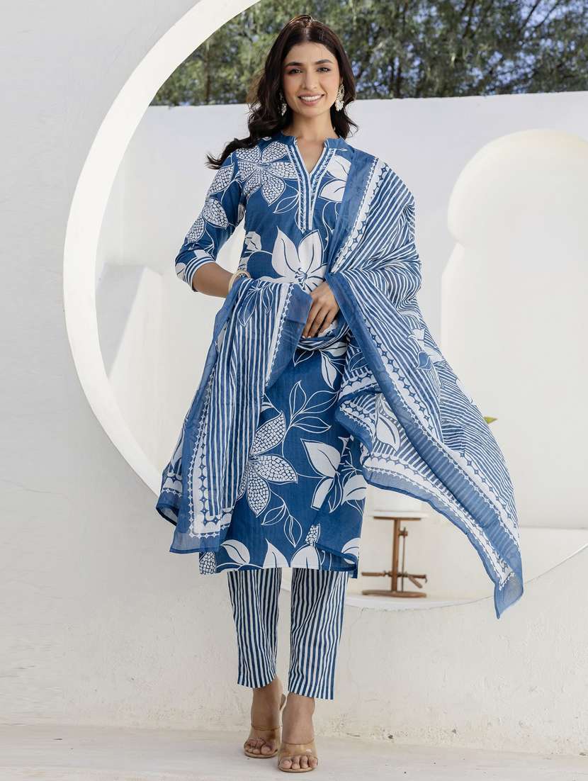 women three quarter sleeve kurta pant with dupatta set