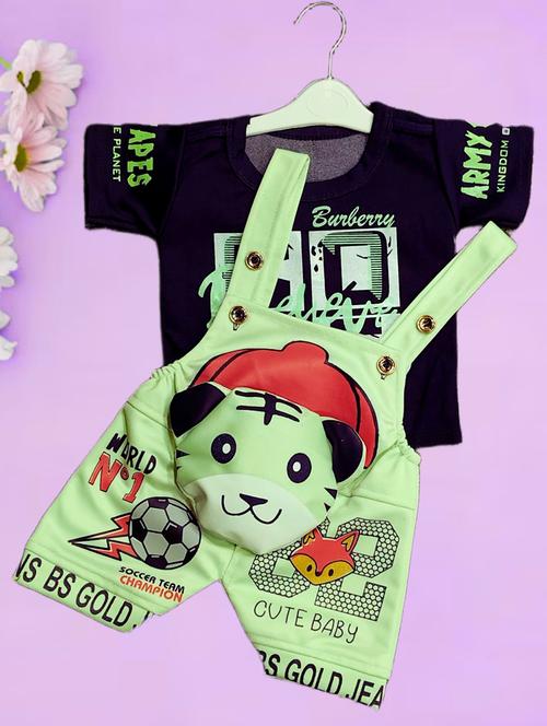 kids printed t-shirt with dungree set - 21956458 -  Standard Image - 0