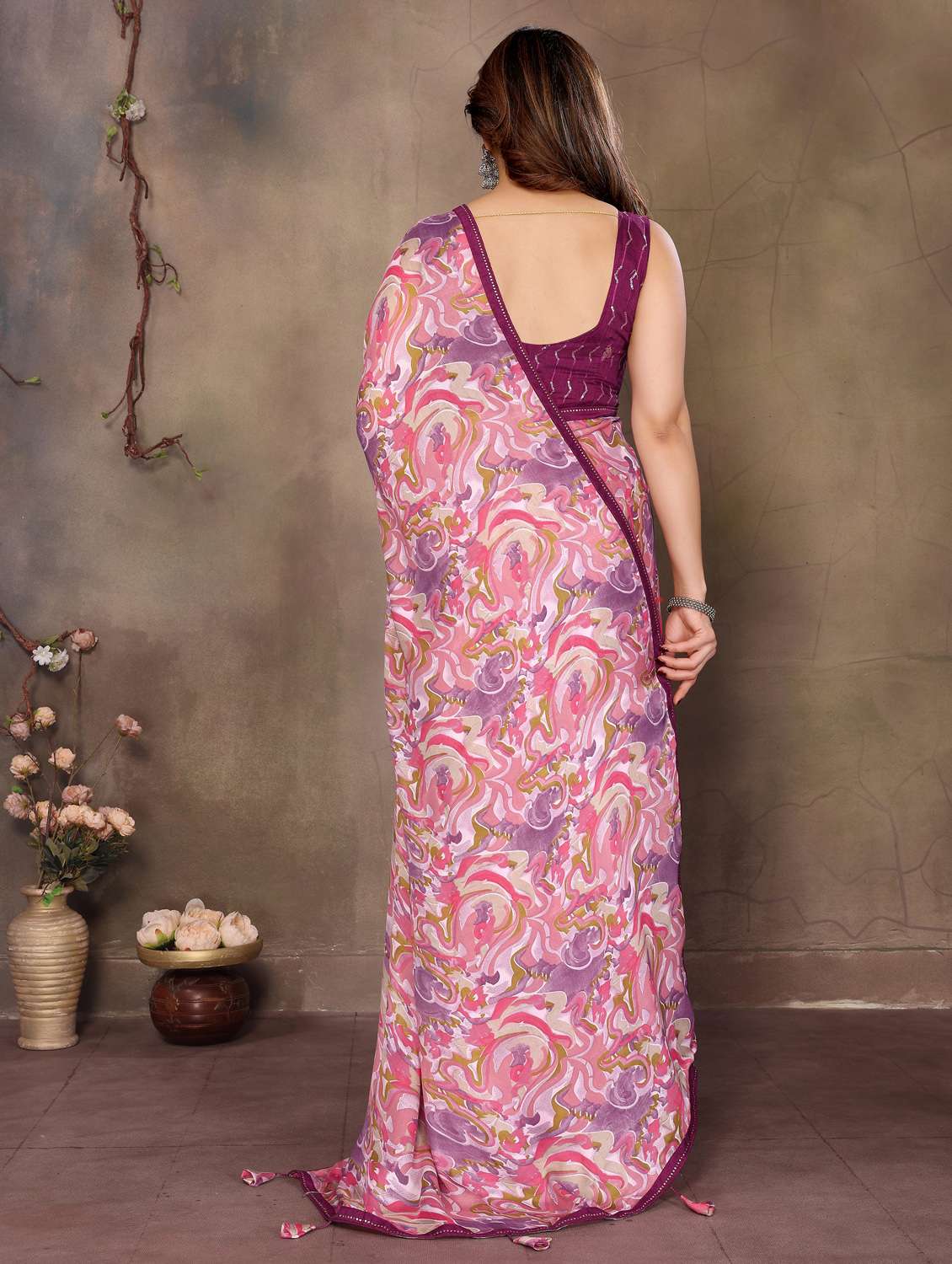 women pink printed saree with blouse - 21956472 -  Standard Image - 3