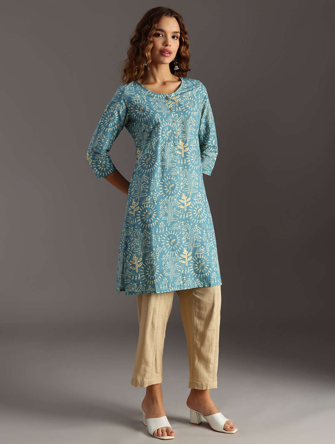 women printed three quarter sleeve straight kurta - 21956611 - Standard Image - 3