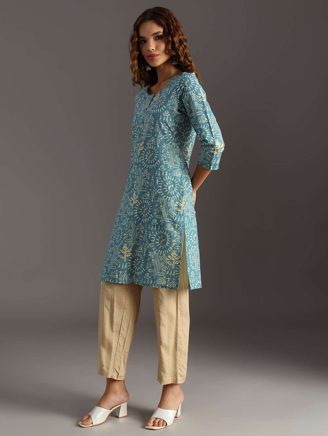 women printed three quarter sleeve straight kurta - 21956611 - Standard Image - 5