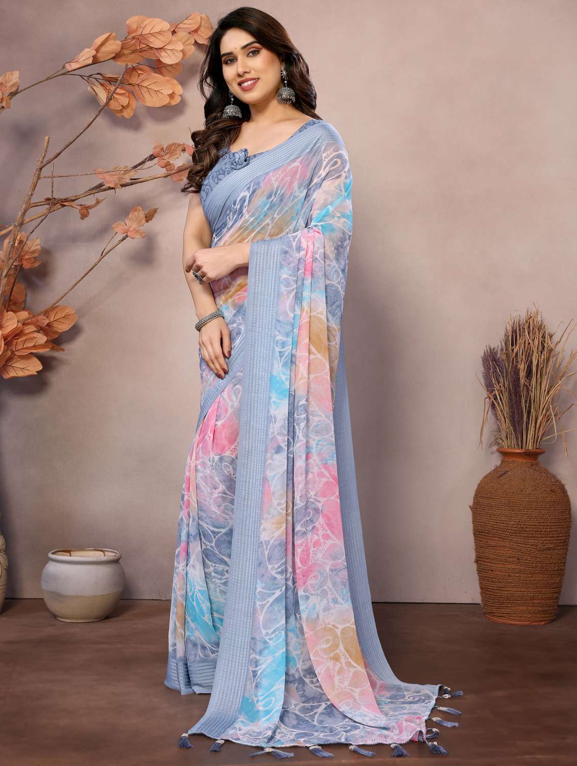 women grey printed saree with blouse - 21956642 -  Standard Image - 3