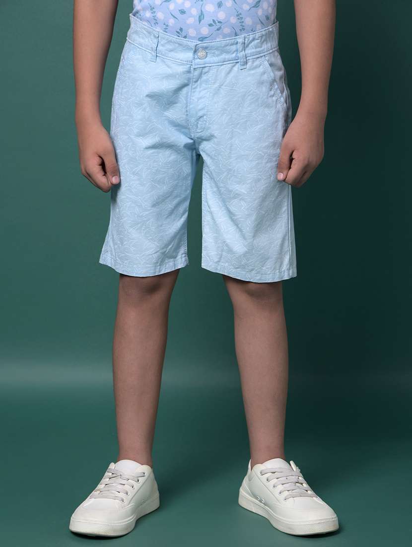 boys printed mid rise regular fit shorts 