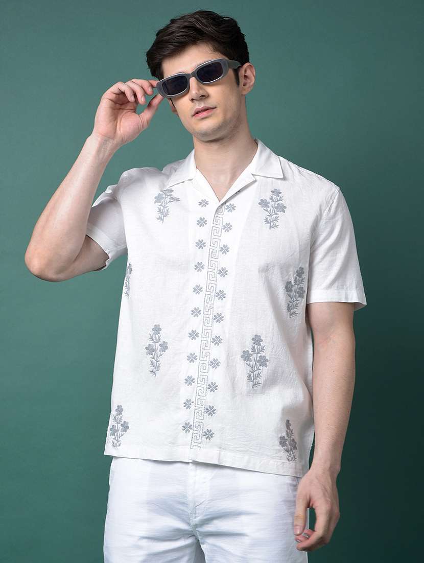men embroidered short sleeve regular fit casual shirt