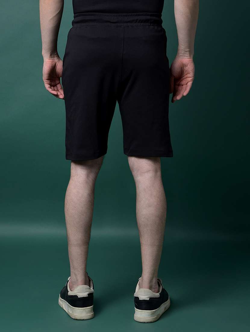 men solid mid rise regular fit shorts - 21956857 -  Standard Image - 3