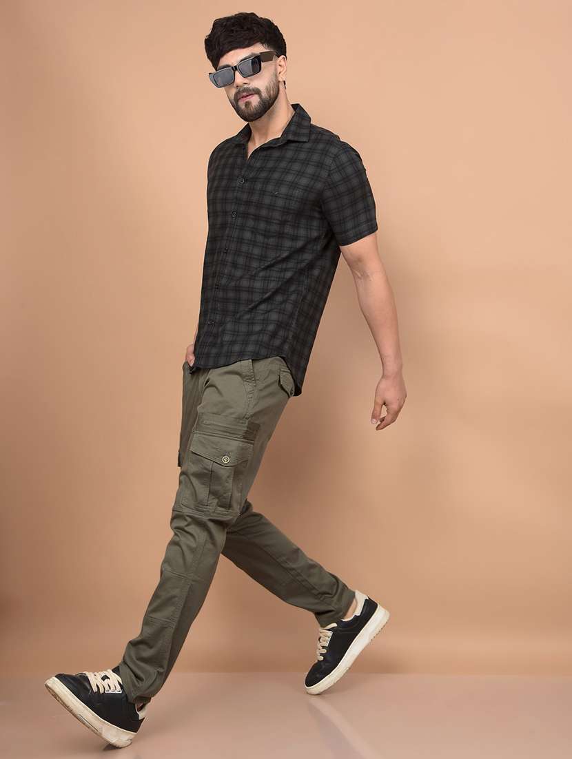 men olive solid mid rise relaxed fit cargo - 21956888 -  Standard Image - 5