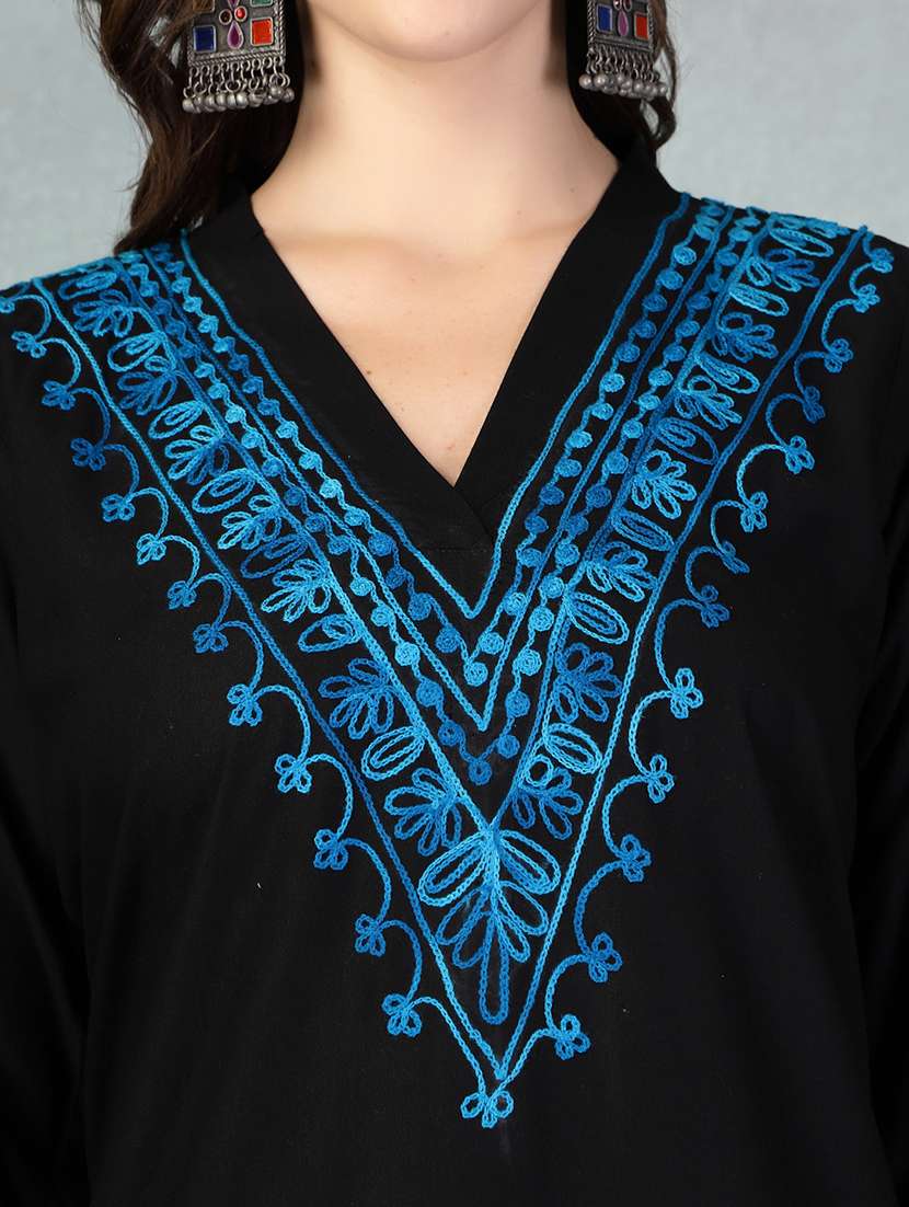 women embroidered three quarter sleeve kurta pant set - 21956976 -  Standard Image - 5