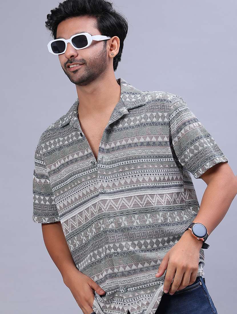 men self design short sleeve regular fit casual shirt