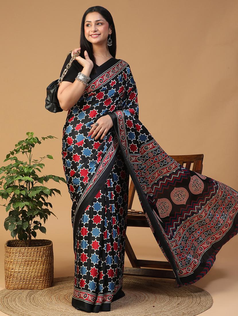 women printed casual wear saree with blouse - 21957834 - Standard Image - 3