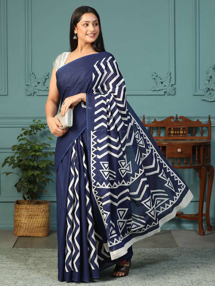 women printed casual wear saree with blouse - 21957838 - Standard Image - 3