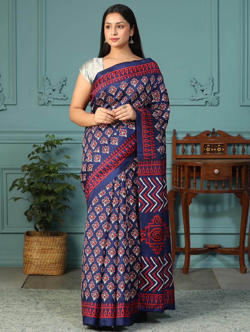 women printed casual wear saree with blouse