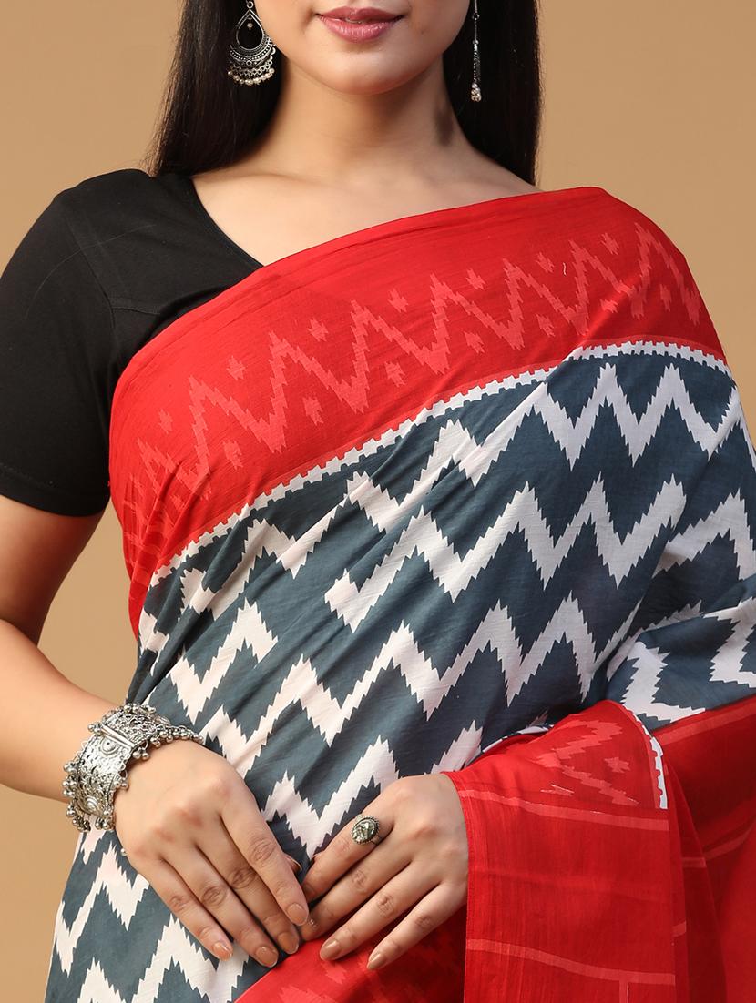 women printed casual wear saree with blouse - 21957845 - Standard Image - 5