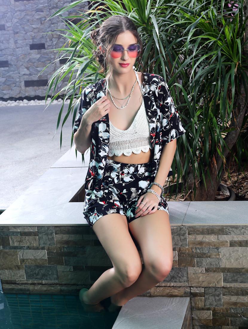 women printed top and shorts co-ord set - 21957854 - Standard Image - 3