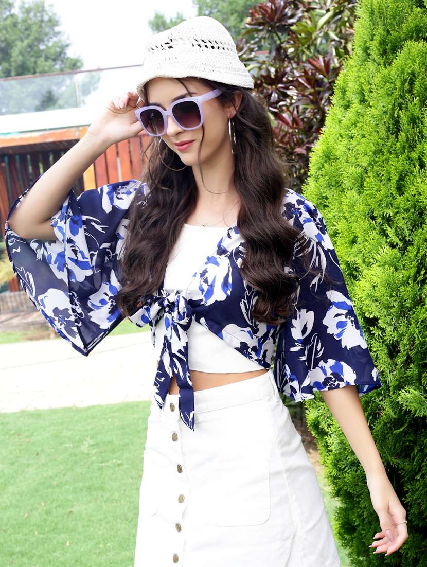 women floral print flared sleeve crop shrug