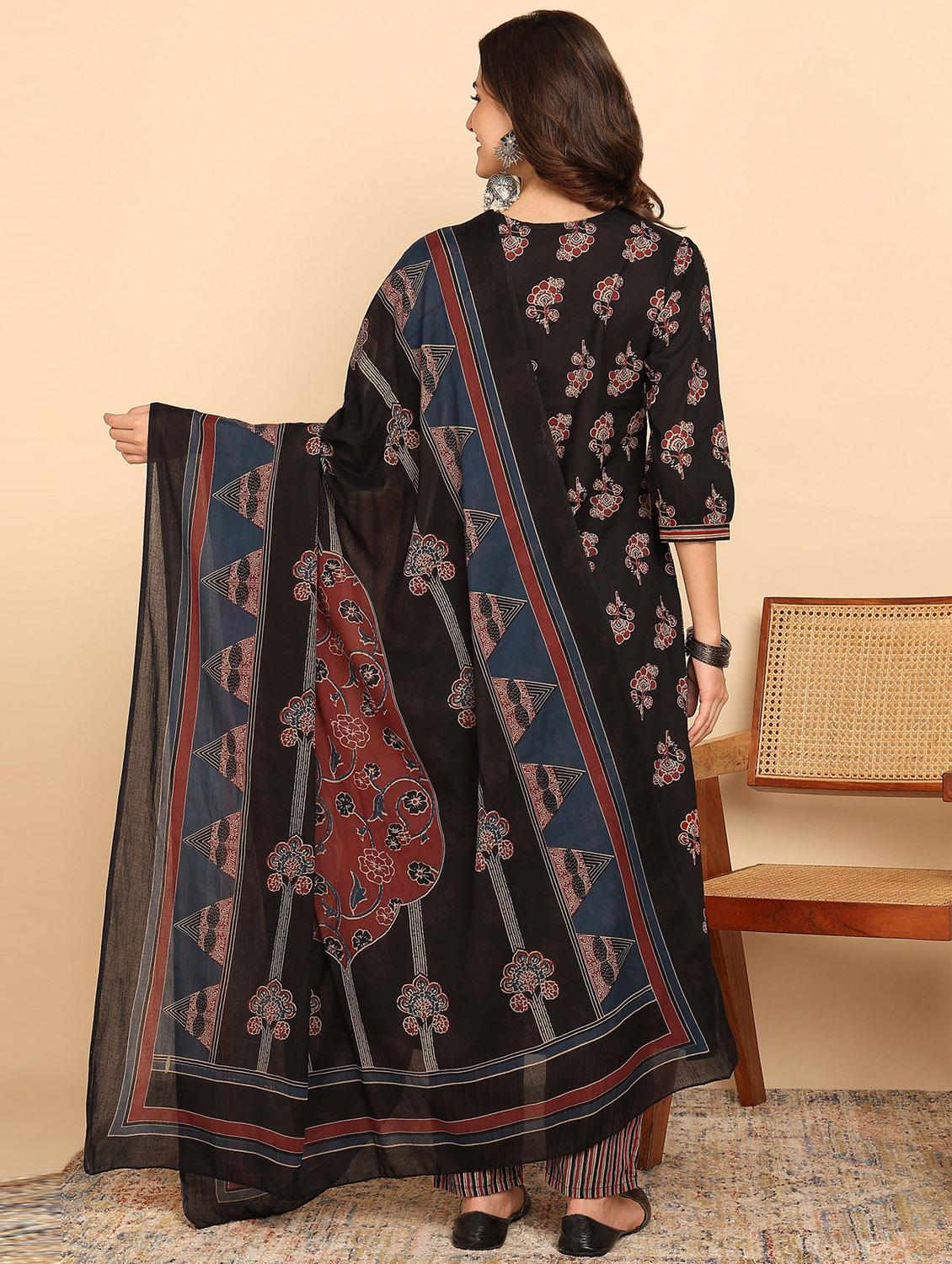 women three quarter sleeve kurta pant with dupatta set - 21957929 - Standard Image - 3