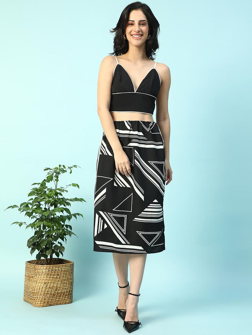 women geometric print high rise a-line skirt - 21958314 - Standard Image - 3
