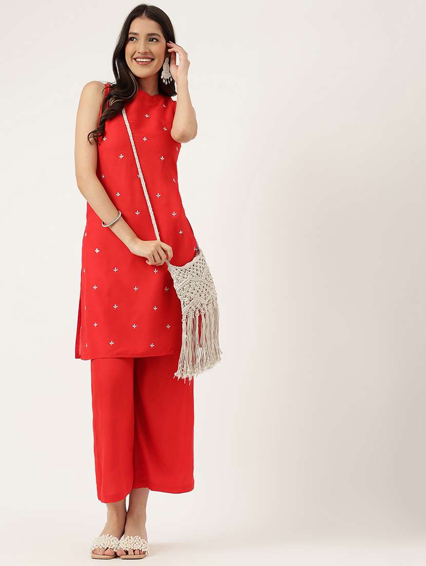 women embroidered sleeveless kurta palazzo set - 21958344 - Standard Image - 3