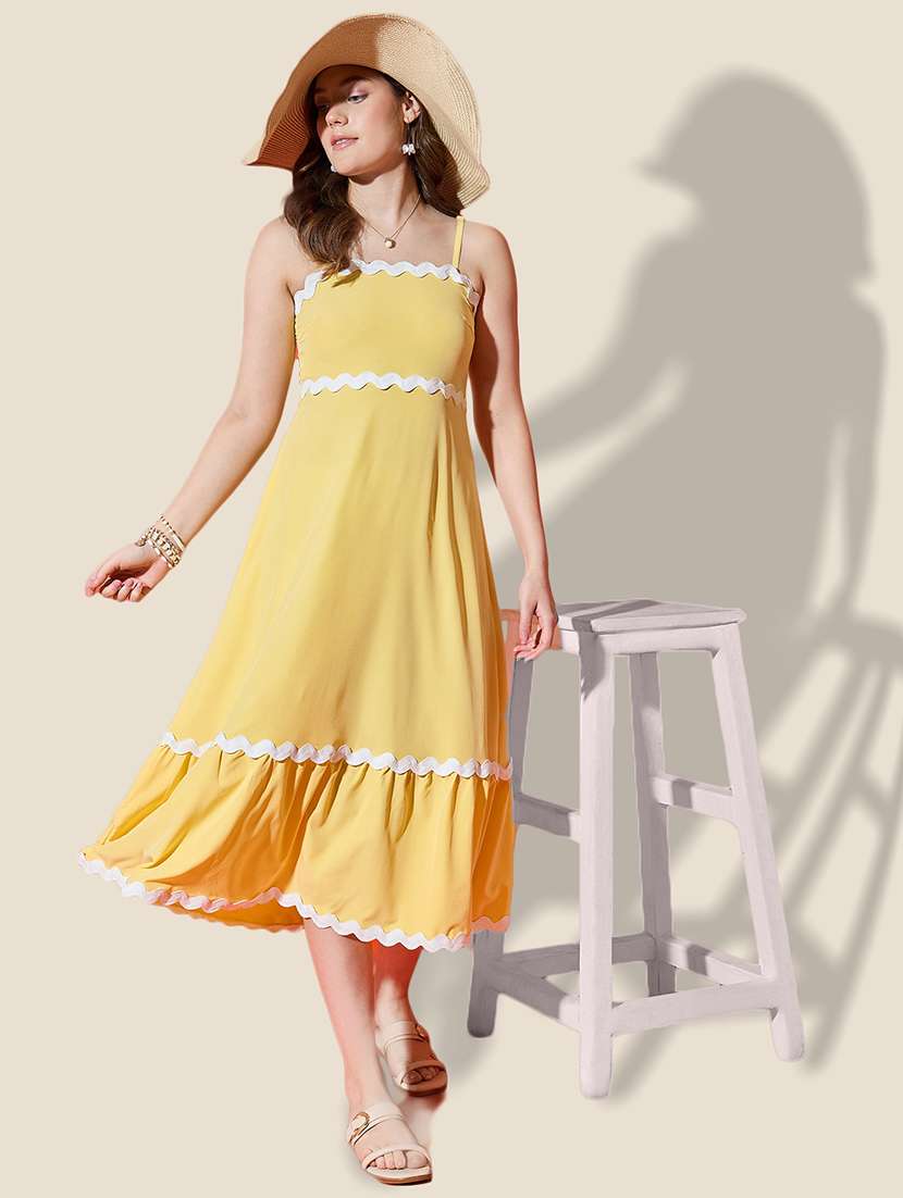 women solid shoulder strap tiered dress - 21958442 - Zoom Image - 0