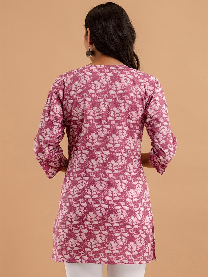 women three quarter sleeve straight kurti - 21958459 - Standard Image - 3
