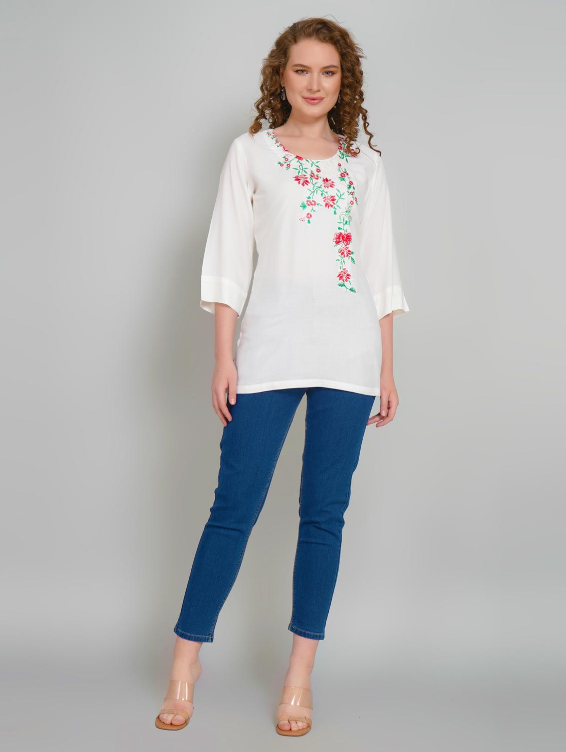 women embroidered three quarter sleeve straight kurti - 21959373 - Standard Image - 5