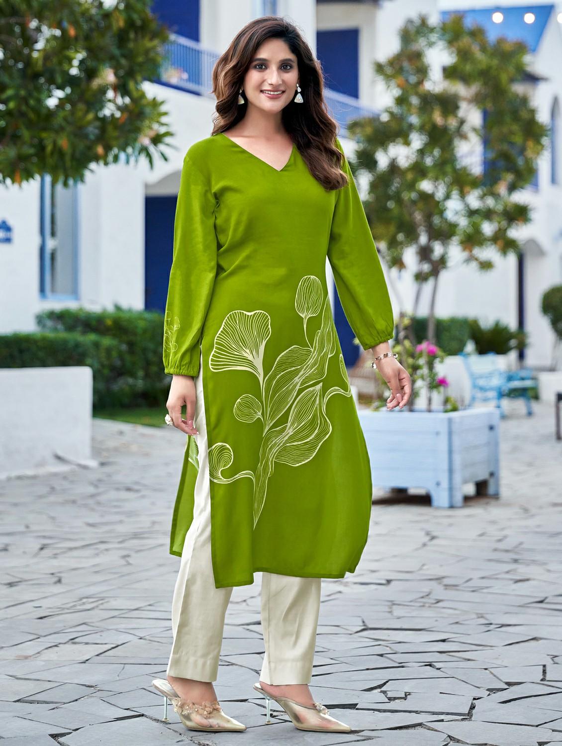 women printed long sleeve straight kurta - 21959415 -  Zoom Image - 0