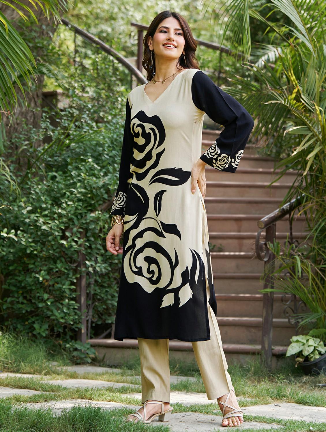 women floral printed long sleeve straight kurta - 21959423 - Standard Image - 3