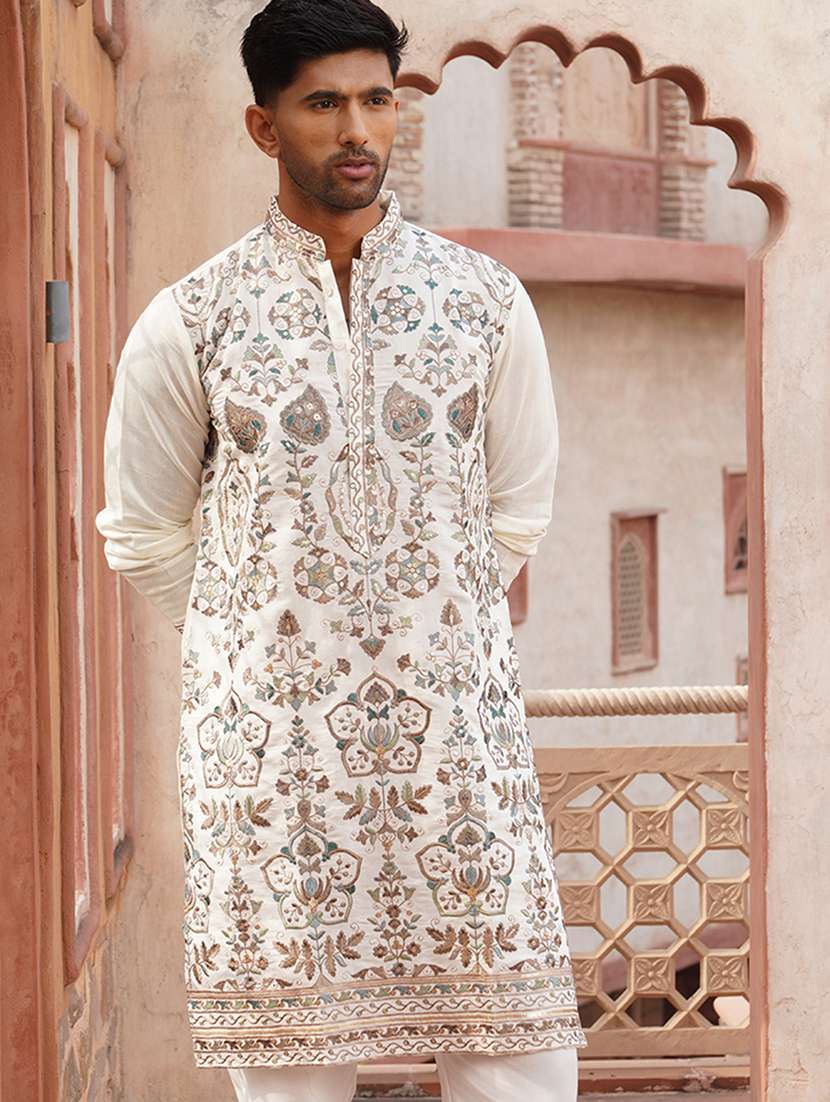 men embroidered mandarin neck long kurta